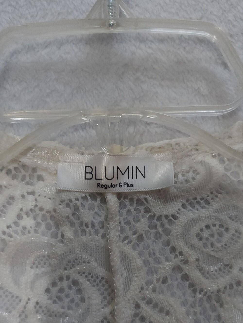 6 for $10 M&M Cream Lace Dolman Sleeve Women's Sweater - Picture 3 of 10